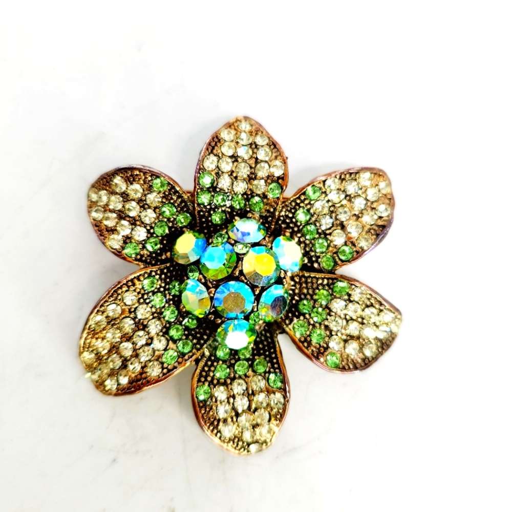 Vintage Gold Tone Iridescent AB Blue & Green Starburst Flower Daisy Pin Brooch